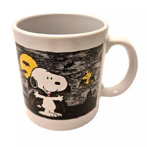 Snoopy & Woodstock - Peanuts - Halloween Oversize 16 oz. Coffee/Beverage Mug.